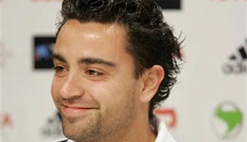 تشافي يسخر من الكرة السعودية