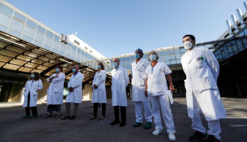 إيطاليا تبدأ التجارب البشرية على لقاح محتمل ضدّ “كورونا”