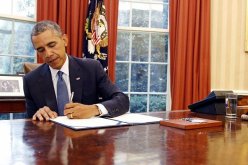 أوباما يوقع أمر تنفيذي لرفع العقوبات المفروضة على ليبيريا