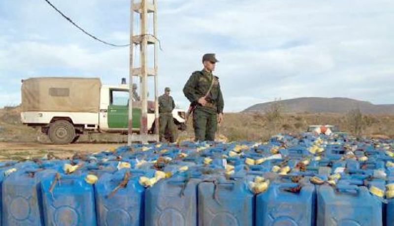 حجز 17 طن من المواد الغذائية و2200 لتر من الوقود في برج باجي مختار