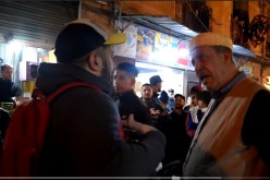 شاهد.. “مصطفى غير هاك” يشارك في كليب أغنية إبنه الجديدة