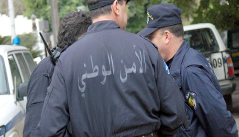 أمن الوادي يسترجع مركبة مسروقة ويحجز أزيد من 100 قارورة خمر