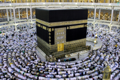 السعودية تناشد المواطنين والمقيمين بتأجيل أداء العمرة
