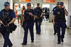 إجلاء آلاف المتسوقين من ثلاثة أسواق لتحذير من وجود قنابل في أمريكا