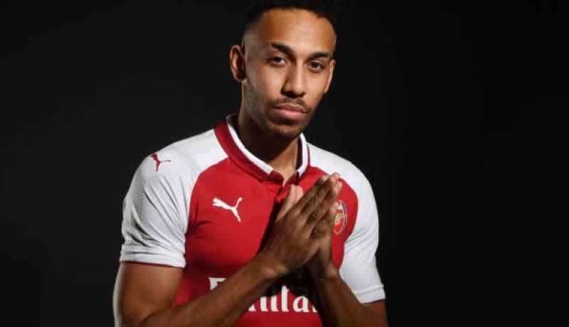 بالصور.. أوباميانغ رسميا في أرسنال