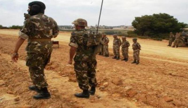 القضاء على 4 إرهابيين في عملية عسكرية قرب الحدود المالية الجيش يسترجع مضاد لطائرات و8 رشاشات وذخيرة حية