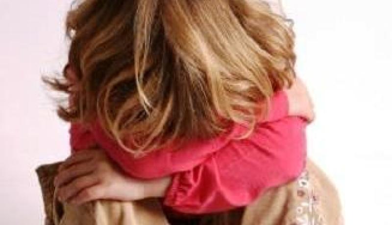 زوج أختي دمر حياتي بعدما تركني لأجلها