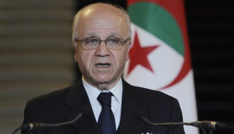 مراد مدلسي يؤكد أن الدبلوماسيين الجزائريين لا يزالون محتجزين