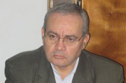 دبوز يؤكد أن الجوية الجزائرية استأجرت طائرة لضمان الرحلة من تونس إلى الجزائر