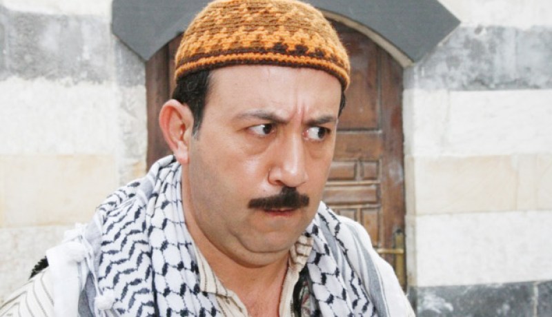نجم باب الحارة يثير غضب الجمهور بسبب هيفاء وهبي
