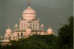 إقالة وزيرة الخارجية الهندية وتعيين السفير بواشنطن خلفا لها