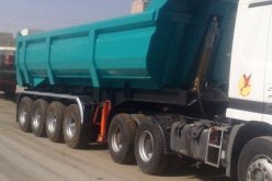 أصحاب الشاحنات يغلقون طرقات المدية ويطالبون برحيل الوالي