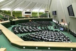 مجلس الشورى الايراني يدعو الى تحرك قضائي بعد وفاة مدون