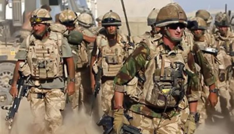 صاعقة برق تصيب 44 طالباً ومعلماً بالجيش الأمريكي
