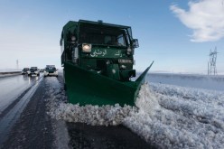 إنقطاع حركة المرور بالطريق الرابط بين تيسمسيلت وعين الدفلى جراء الثلوج