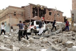 19 قتيلا و77 جريحا في غارات للتحالف العربي باليمن