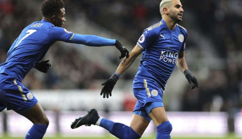 محرز يتفوق على نجوم البريميرليغ