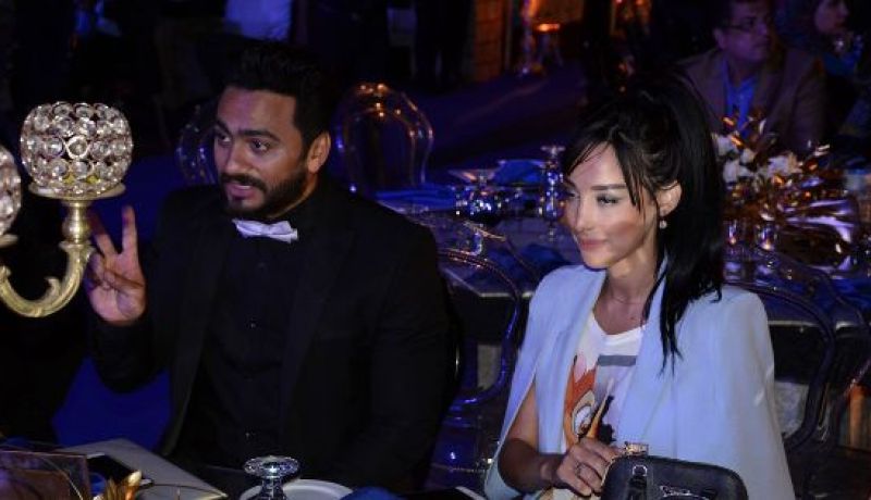 بعد فوز مصر زوجة تامر حسني المغربية تعلّق.. وهو يردّ