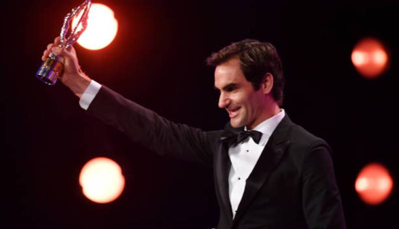 فيدرر يتوج بجائزة أفضل رياضي في العالم !