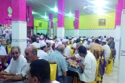 مير باتنة ينظم وجبة إفطار على شرف أعيان بني ميزاب