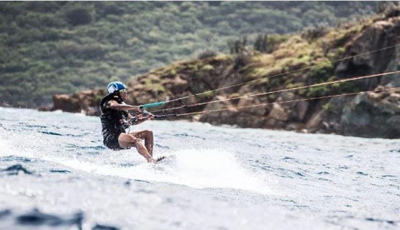 بالفيديو..شاهد أوباما بعد خروجه من البيت الأبيض كما لم تره من قبل