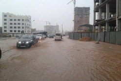 ساعة من الأمطار تُغرق وهران