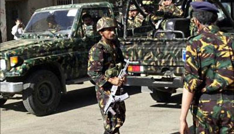الجيش اليمني يشن حملة على مخابئ القاعدة في مأرب والمواجهات تسفر عن مقتل 24 شخصا