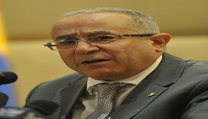 الجزائر مع الشعب الليبي وليـس مع أطرافه