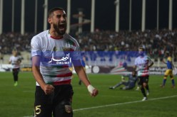 بالصور.. العميد متقدم على النصر بهدف في الشوط الأول