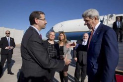 كيري يصف عمليات الطعن والدهس بالسيارات في فلسطين بالأعمال الإرهابية