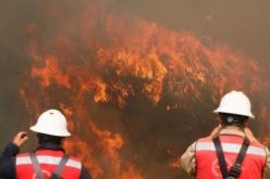 إصابة 19 شخصا بعد نشوب حريق بـ 100 منزل في الشيلي