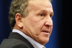 زيكو يطلب من الاتحاد البرازيلي ترشيحه لرئاسة الفيفا