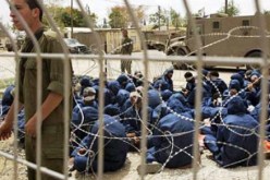 الأسرى الفلسطينيون في معتقل بشمال الضفة الغربية يدخلون في إضراب مفتوح عن الطعام