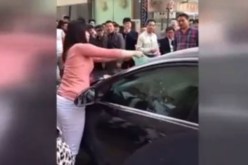 بالفيديو  حطمت سيارة زوجها انتقاما منه لخيانتها