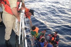 خفر السواحل التركية تنقذ 19 مهاجراغيرشرعي في بحر إيجه