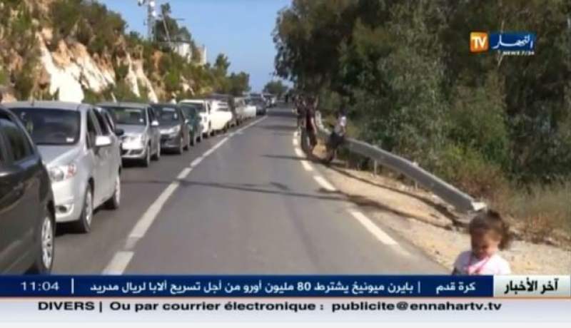 بالفيديو تواصل الإحتجاجات المٌطالبة بإلغاء ضريبة الدخول إلى تونس