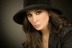 إليسا تحيي ذكرى وفاة وردة الجزائرية بطريقتها الخاصّة