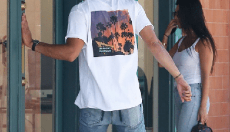 بعد ارتباطها بشاب جزائري .. شقيقة كيم كارديشيان الكبرى تمنع والد أطفالها من رؤيتهم