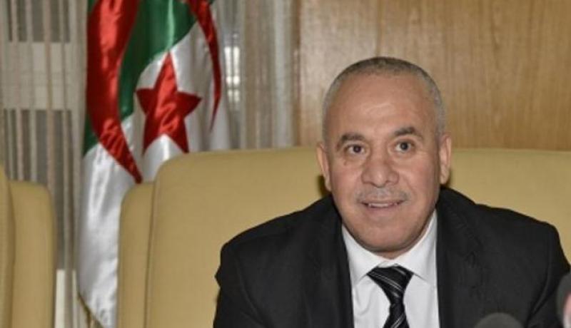 شرفة يشدّد على احترام آجال انجاز السكنات