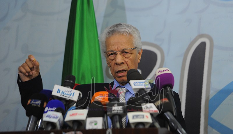 الجيش هو المؤسسة الوحيدة القادرة على إلغاء نظام الحكم الحالي