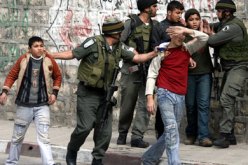 الأطفال الفلسطينيون المعتقلون يتعرضون لانتهاكات جسيمة في سجون الاحتلال