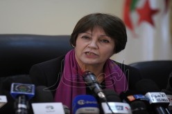 بن غبريت تأمر بإعادة النظر في وجبات المطاعم المدرسية