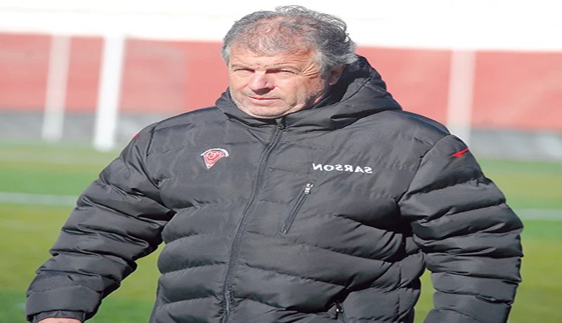 أنا في مولودية وهران مثل مورينيوفي تشلسي