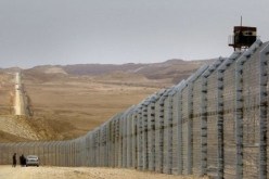 فرنسا والامارات تستعدان لاقامة سياج الكتروني على طول الحدود التونسية الجزائرية