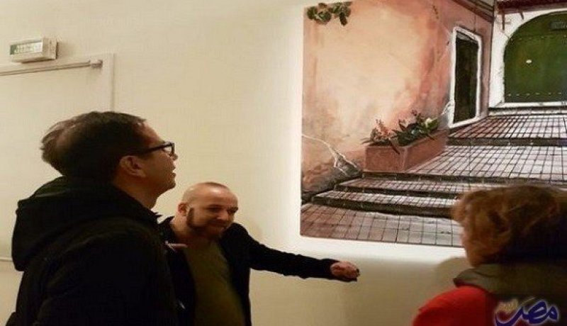 الفنّان التّشكيلي خالد كريم يستعرض التراث الجزائري في 15 لوحة في باريس