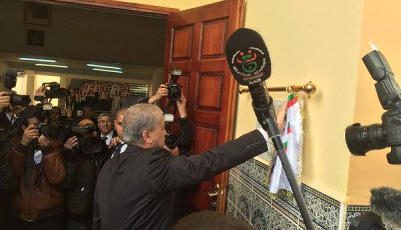 سلال يشرف على تدشين ثانوية بـ 800 مقعد بعين الدفلى