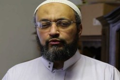 فرنسا تطرد حفيد مؤسس جماعة الإخوان المسلمين