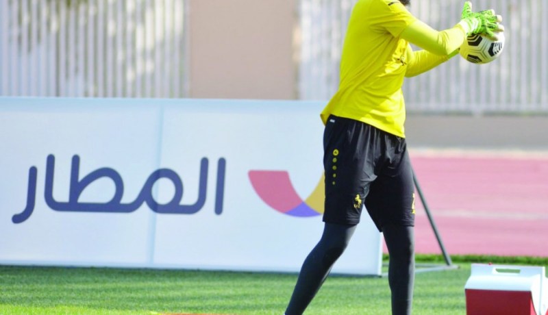 مبولحي يعود لتدريبات فريقه