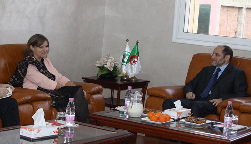 السفراء الأجانب يحجّون إلى مقري