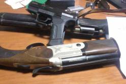 حجز أسلحة وذخيرة ومخدرات ومواد غذائية موجهة للتهريب بجنوب الوطن